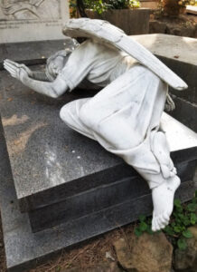 Dancing in the Graveyards: A Taphophile’s Tour